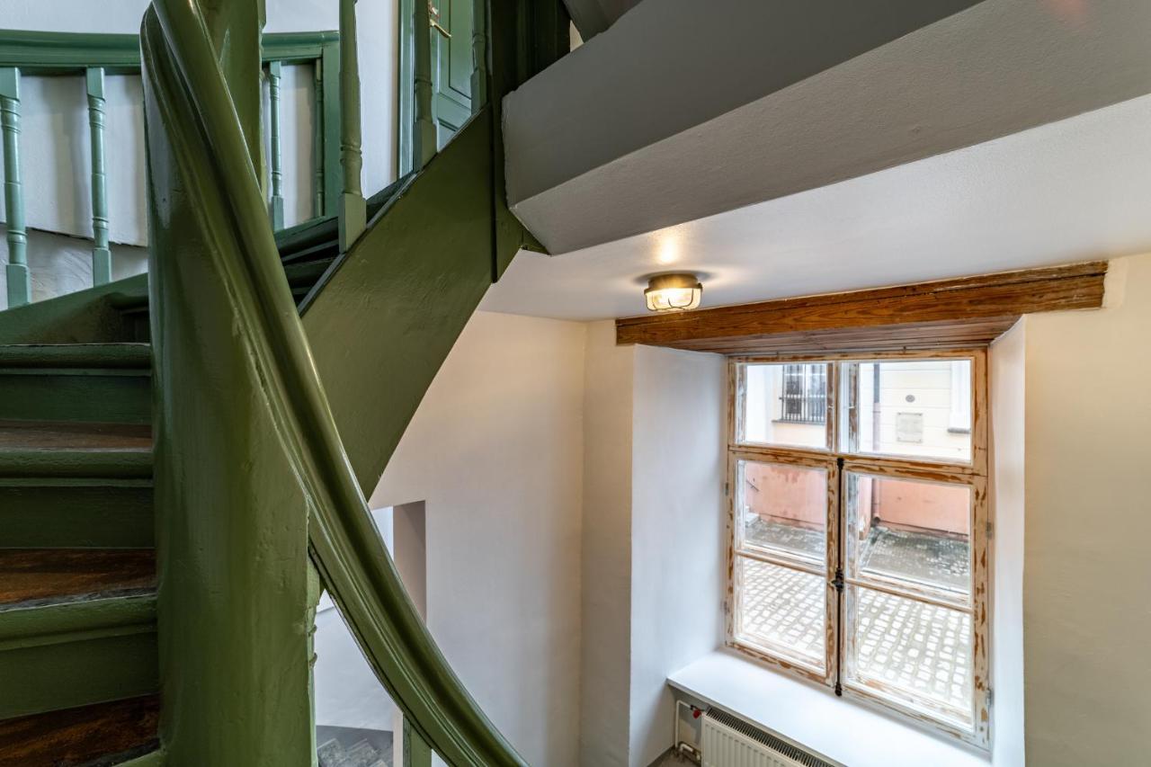 Roofs Of The Old Tallinn Guest House Exterior foto